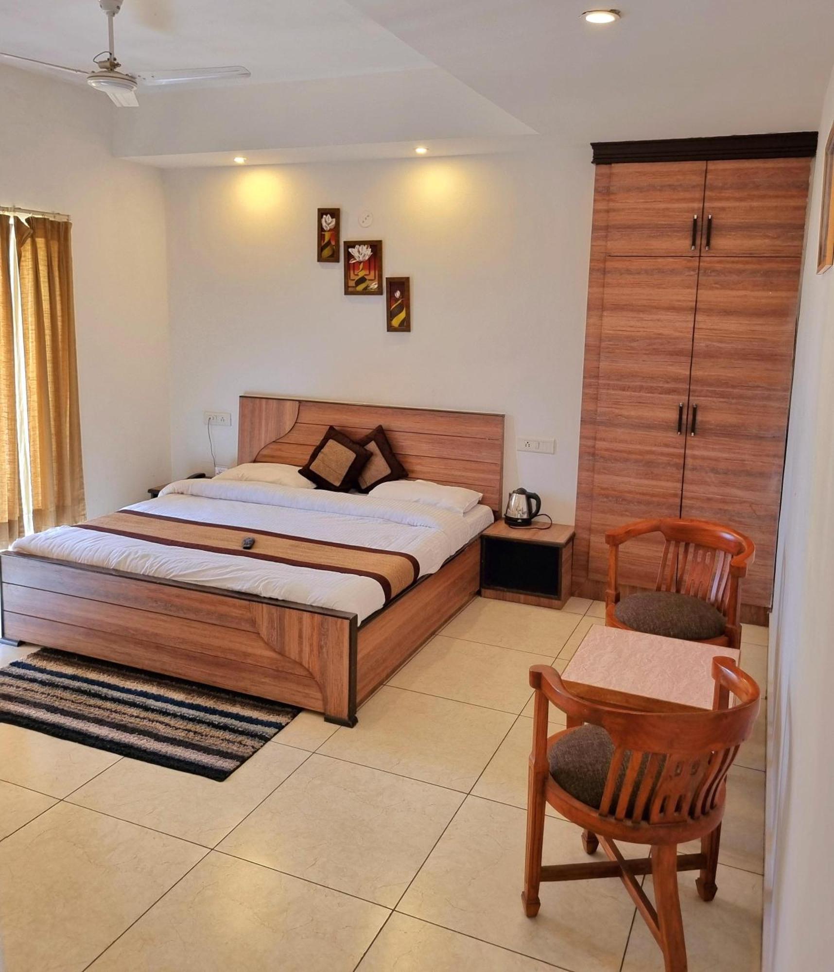 Mist N Meadows Resort Rajgarh  Экстерьер фото