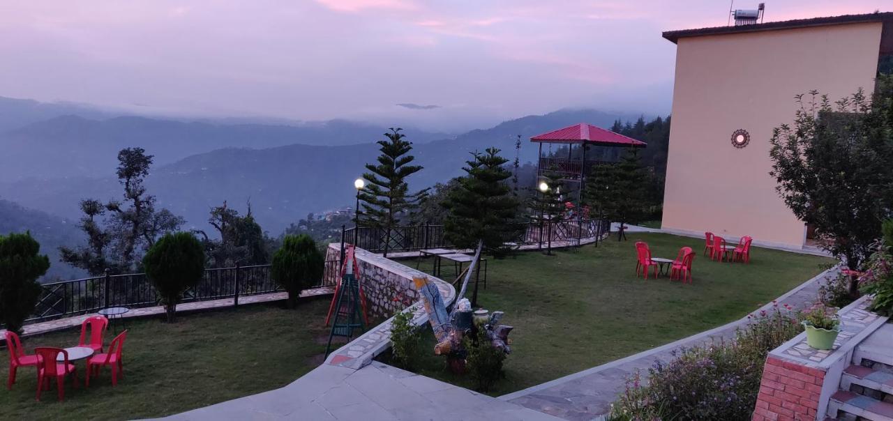 Mist N Meadows Resort Rajgarh  Экстерьер фото