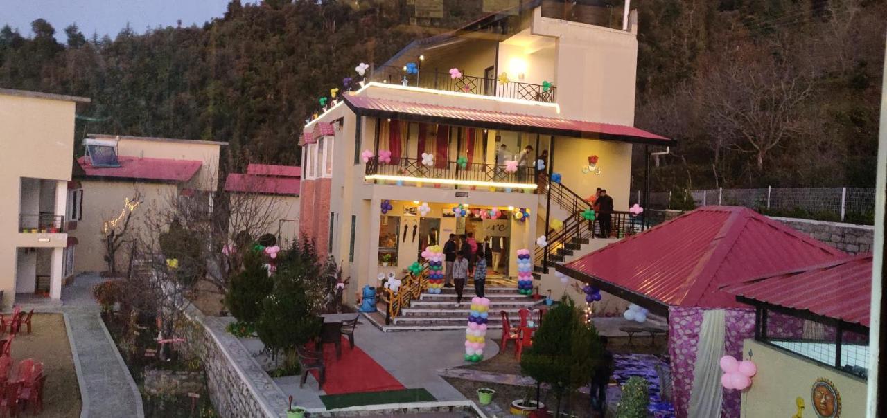 Mist N Meadows Resort Rajgarh  Экстерьер фото