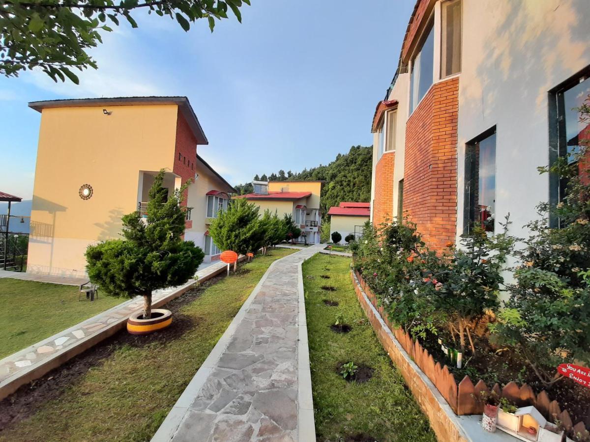 Mist N Meadows Resort Rajgarh  Экстерьер фото